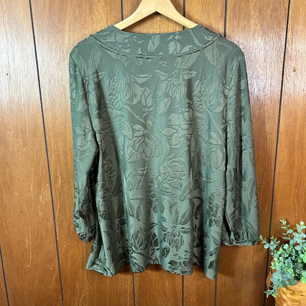 Chicos Womens Top Green Floral Jacquard V Neck Long Sleeve Size 2 Burnout Floral - Picture 8 of 8